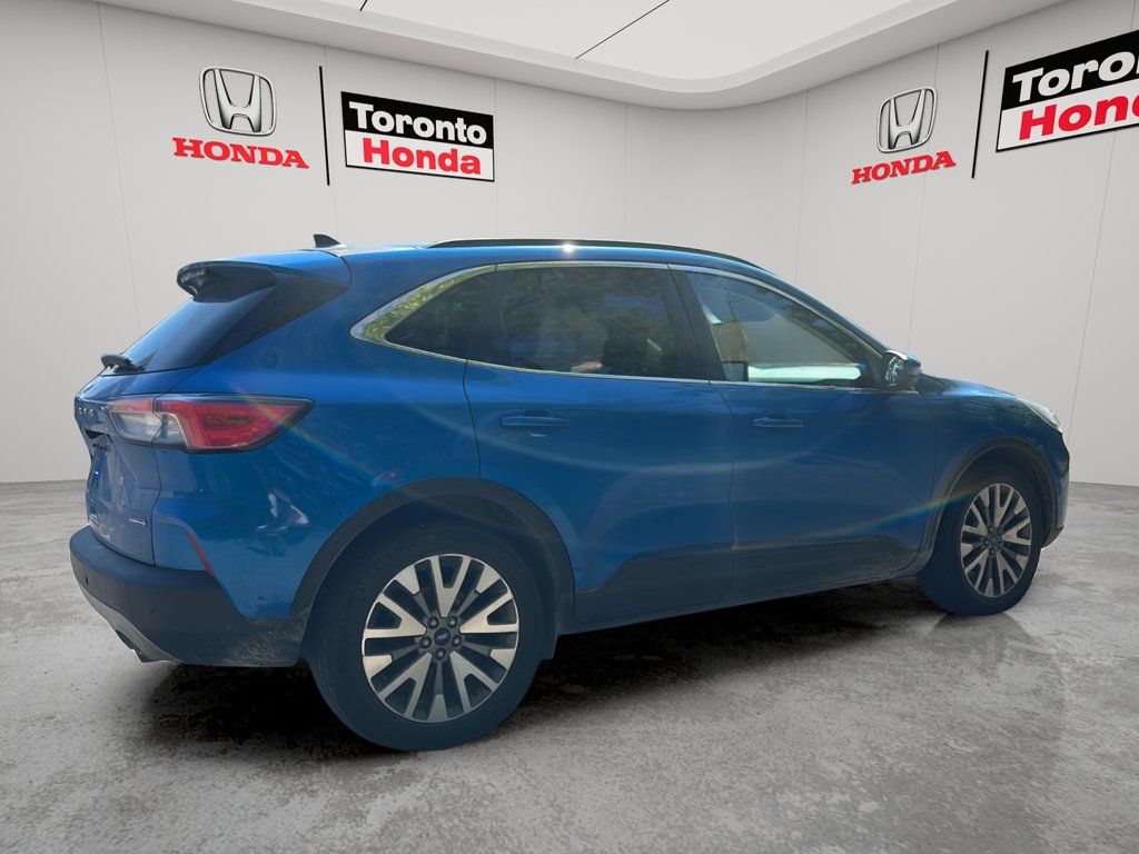Used 2021 Ford Escape Titanium Hybrid Titanium Hybrid AWD for sale online - Toronto Credit Auto