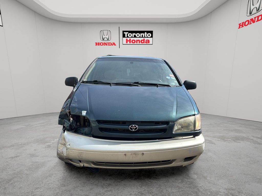 Used 1998 Toyota Sienna LE for sale online - Toronto Credit Auto
