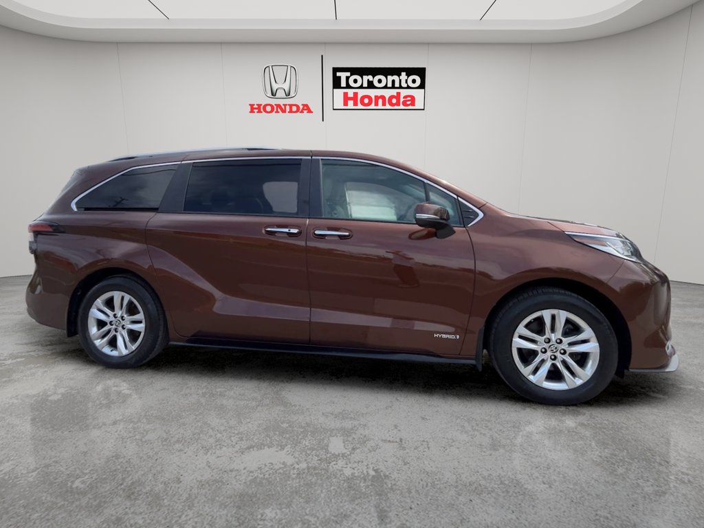 Used 2021 Toyota Sienna Limited Limited 7-Passenger FWD for sale online - Toronto Credit Auto