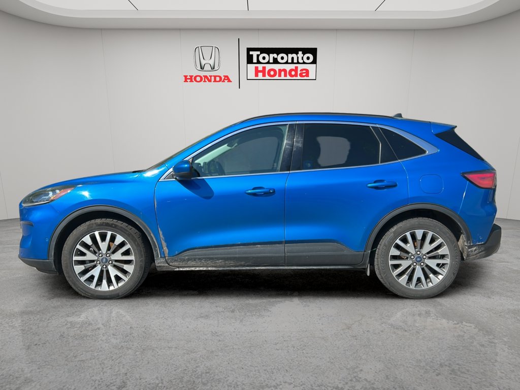 Used 2021 Ford Escape Titanium Hybrid Titanium Hybrid AWD for sale online - Toronto Credit Auto