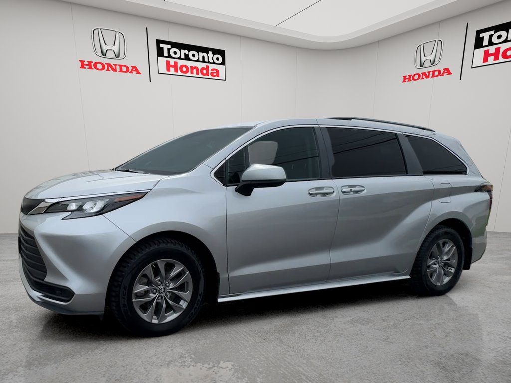 Used 2024 Toyota Sienna XLE XLE 8-Passenger FWD for sale online - Toronto Credit Auto