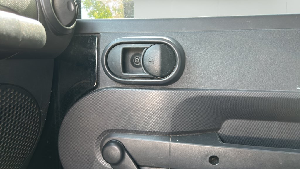 Used 2009 Jeep Wrangler X 4WD 2dr X for sale online - Toronto Credit Auto