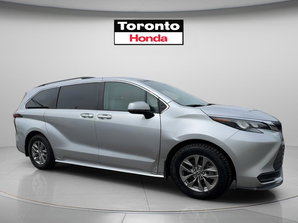 Used 2024 Toyota Sienna XLE XLE 8-Passenger FWD for sale online - Toronto Credit Auto
