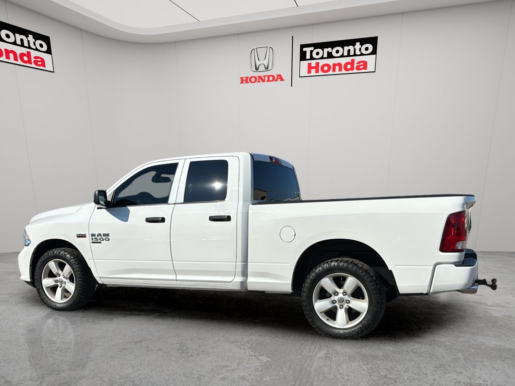 Used 2022 Ram 1500 Classic Express Express 4x4 Quad Cab 6'4 Box for sale online - Toronto Credit Auto