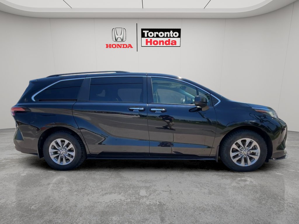 Used 2022 Toyota Sienna XLE XLE 8-Passenger FWD for sale online - Toronto Credit Auto