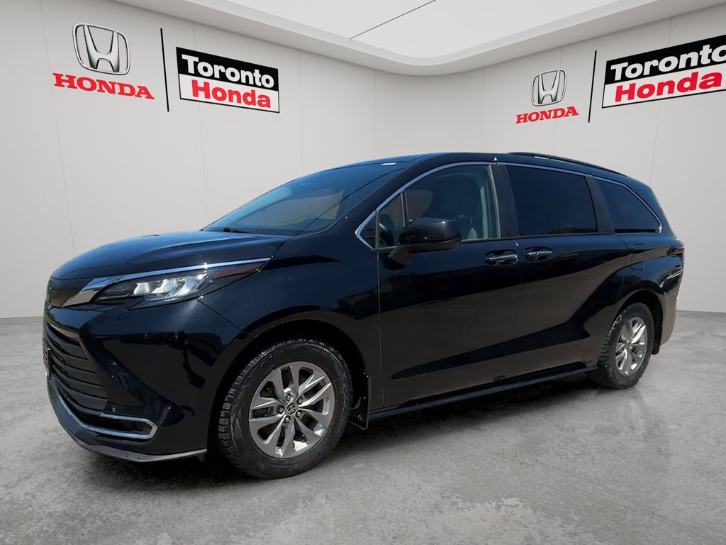 Used 2022 Toyota Sienna XLE XLE 8-Passenger FWD for sale online - Toronto Credit Auto