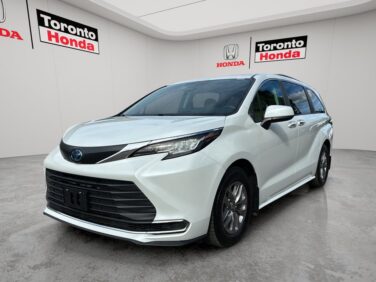 Used 2022 Toyota Sienna   for sale online - Toronto Credit Auto