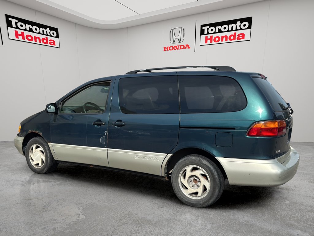 Used 1998 Toyota Sienna LE for sale online - Toronto Credit Auto