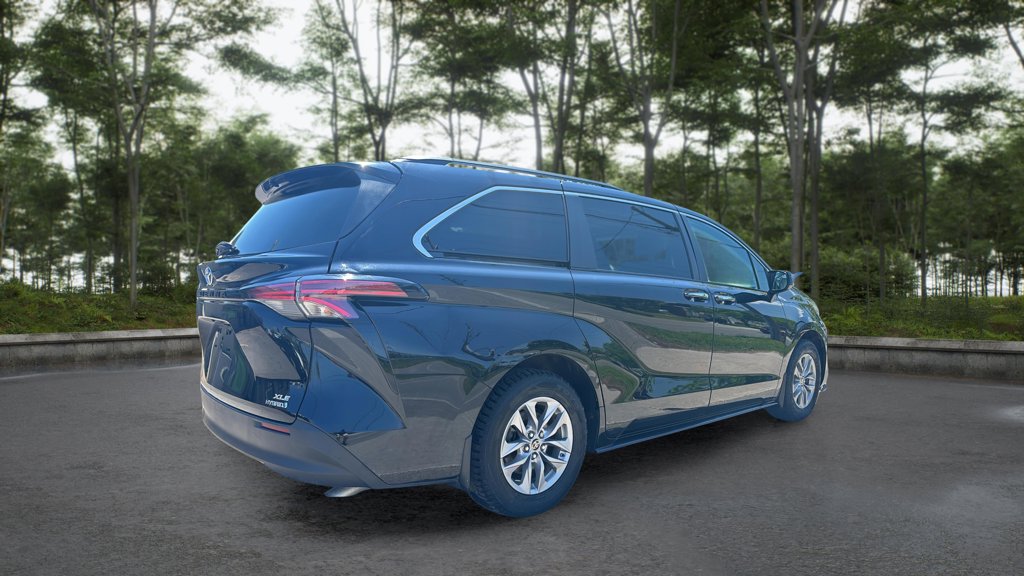 Used 2022 Toyota Sienna XLE XLE 8-Passenger FWD for sale online - Toronto Credit Auto