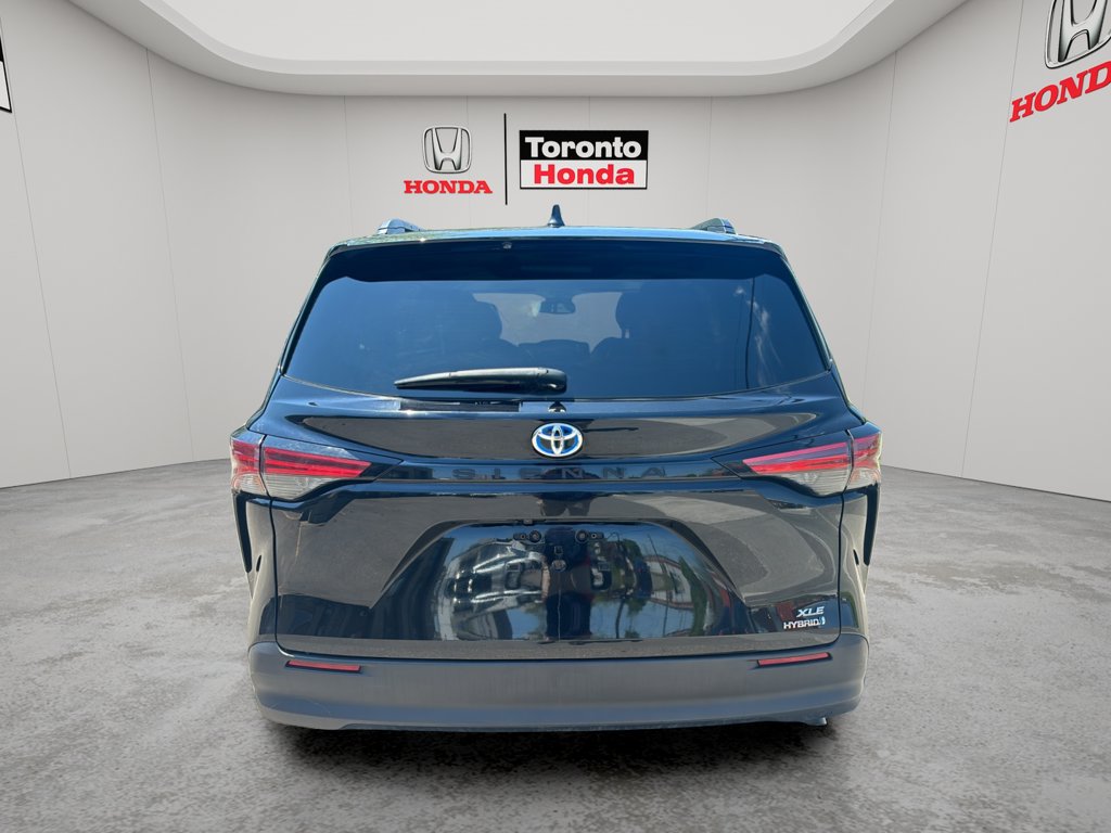 Used 2022 Toyota Sienna XLE XLE 8-Passenger FWD for sale online - Toronto Credit Auto